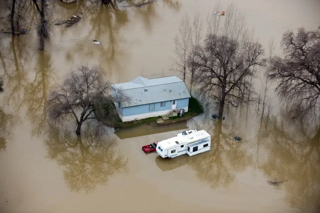 Mother Nature to drop a 'bombogenesis' on California Friday night, photo by Josh Edelson/AFP