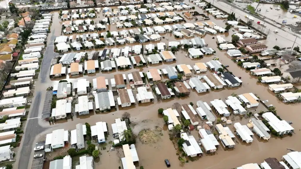 Aerial photography, Photography, Nature photography, documentary photography by Josh Edelson/AFP