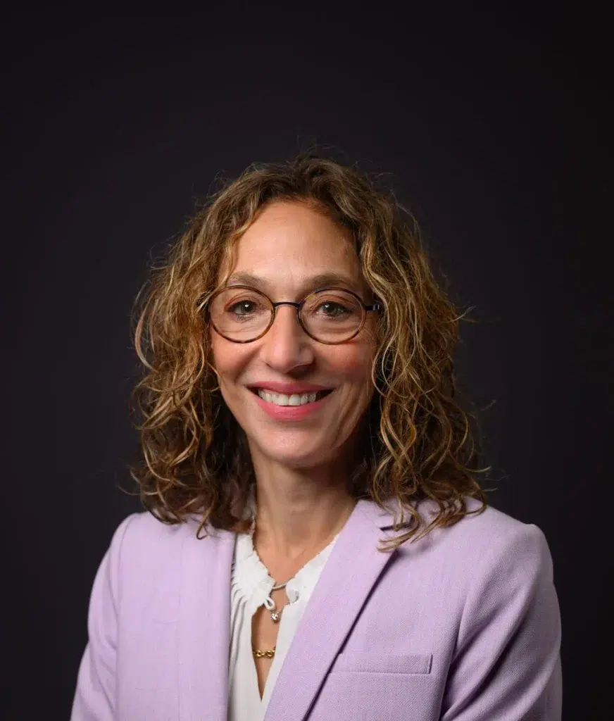 Professional corporate headshot by Josh Edelson