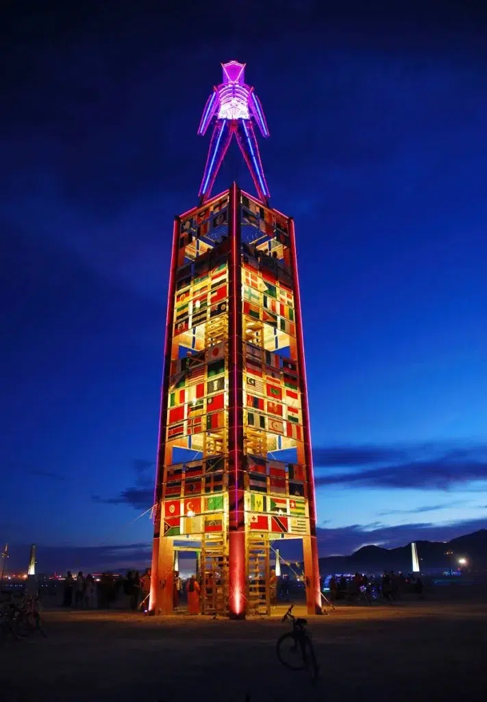 Tower M, Tourist attractiveness, documentary photography by Josh Edelson/AFP