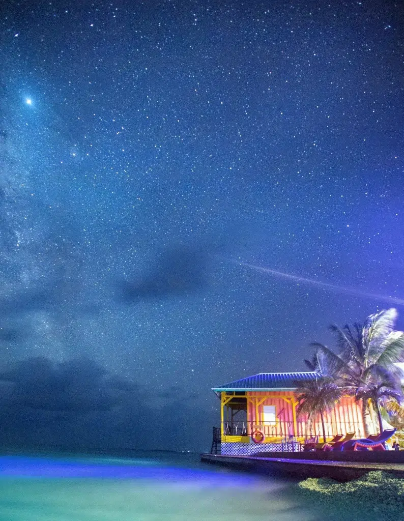Landscape lighting, STAR-M CORPORATION, documentary photography by Josh Edelson/AFP