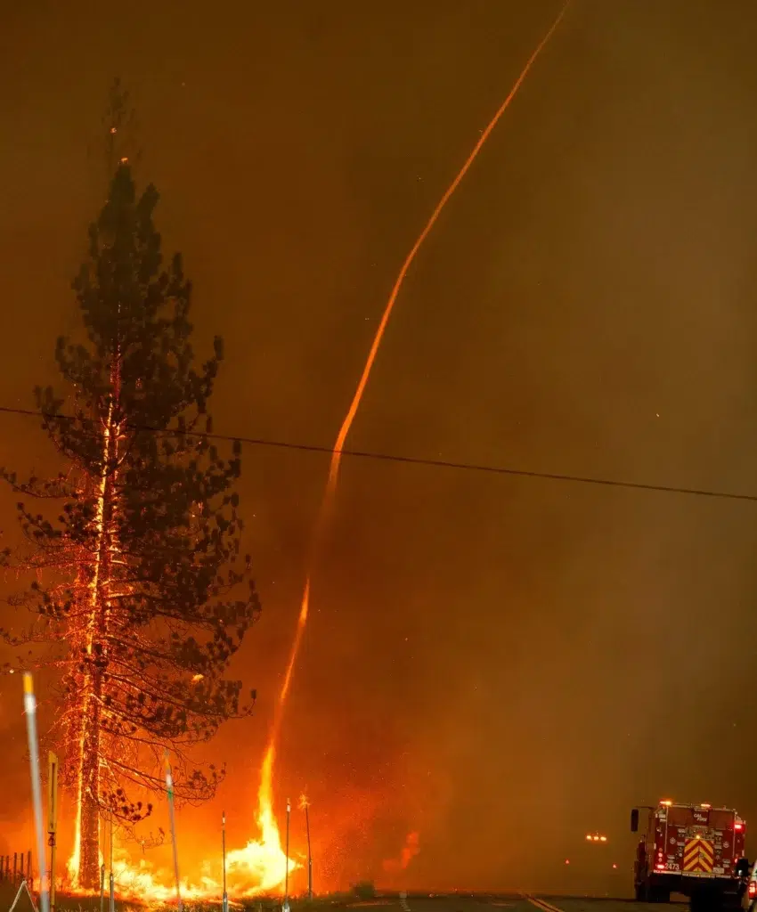 California wildfire documentary photography by Josh Edelson, AFP photojournalist