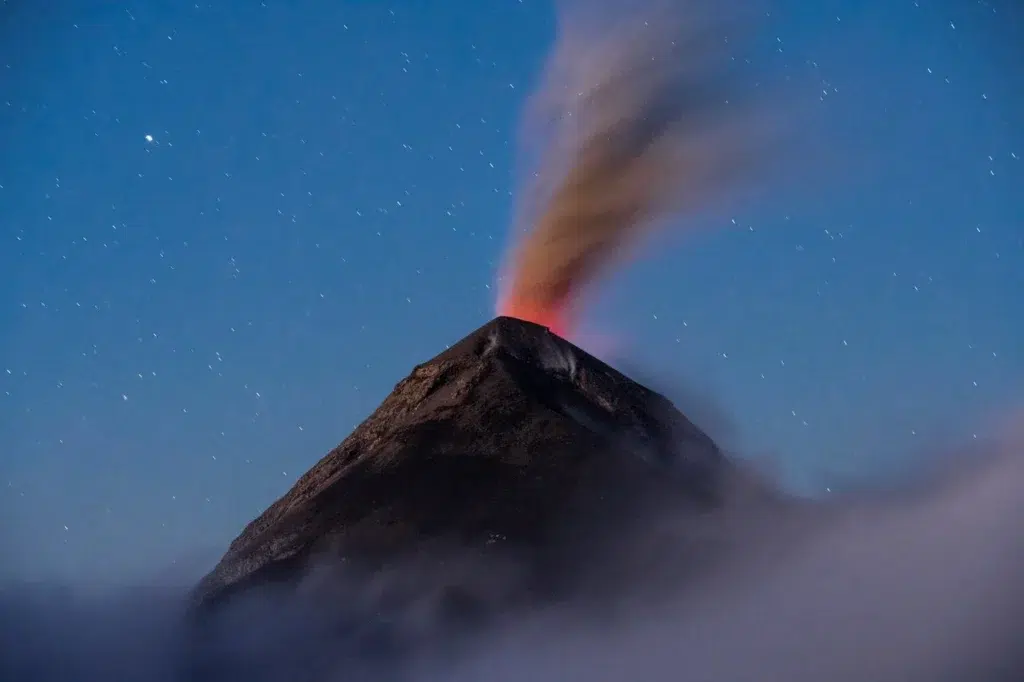 Volcanic crater, Shield volcano, Extinct volcano, documentary photography by Josh Edelson/AFP