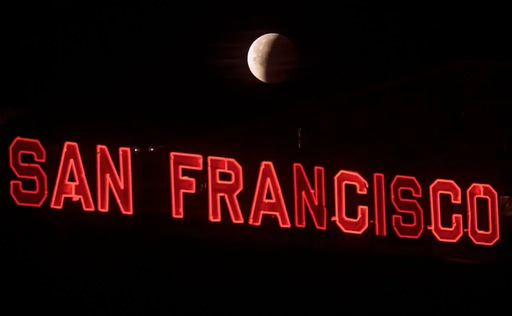 Travel and documentary photography by Josh Edelson, AFP photojournalist