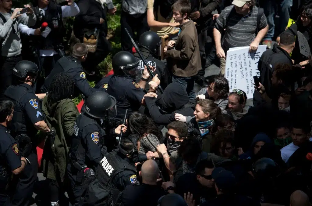 Does violent protest help or hurt Trump?, photo by Josh Edelson/AFP