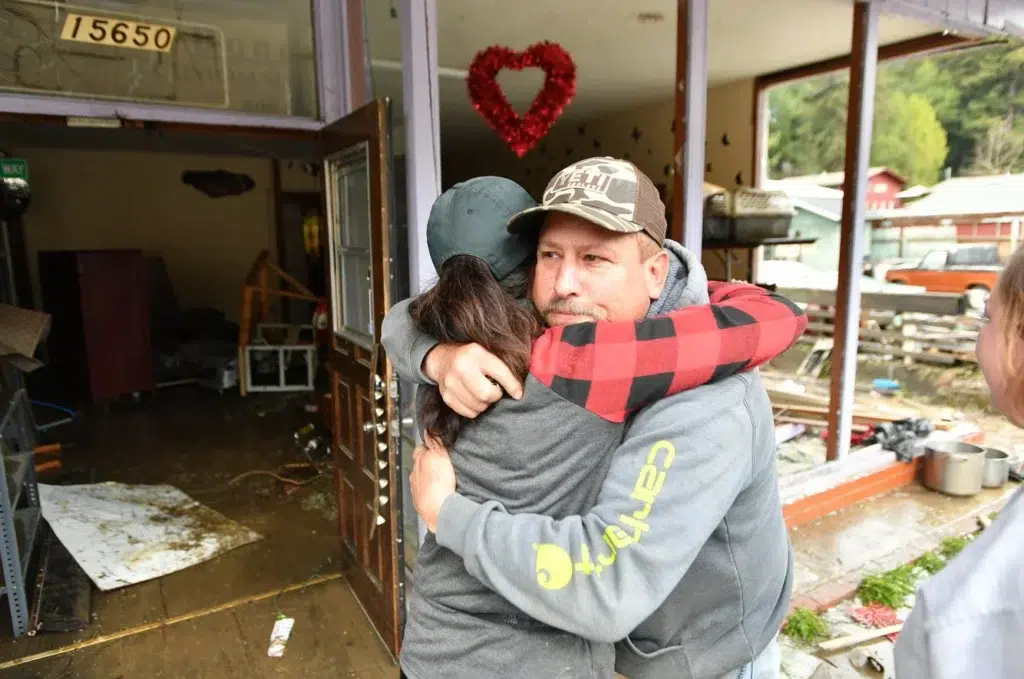 Flood and storm documentary photography by Josh Edelson, AFP photojournalist