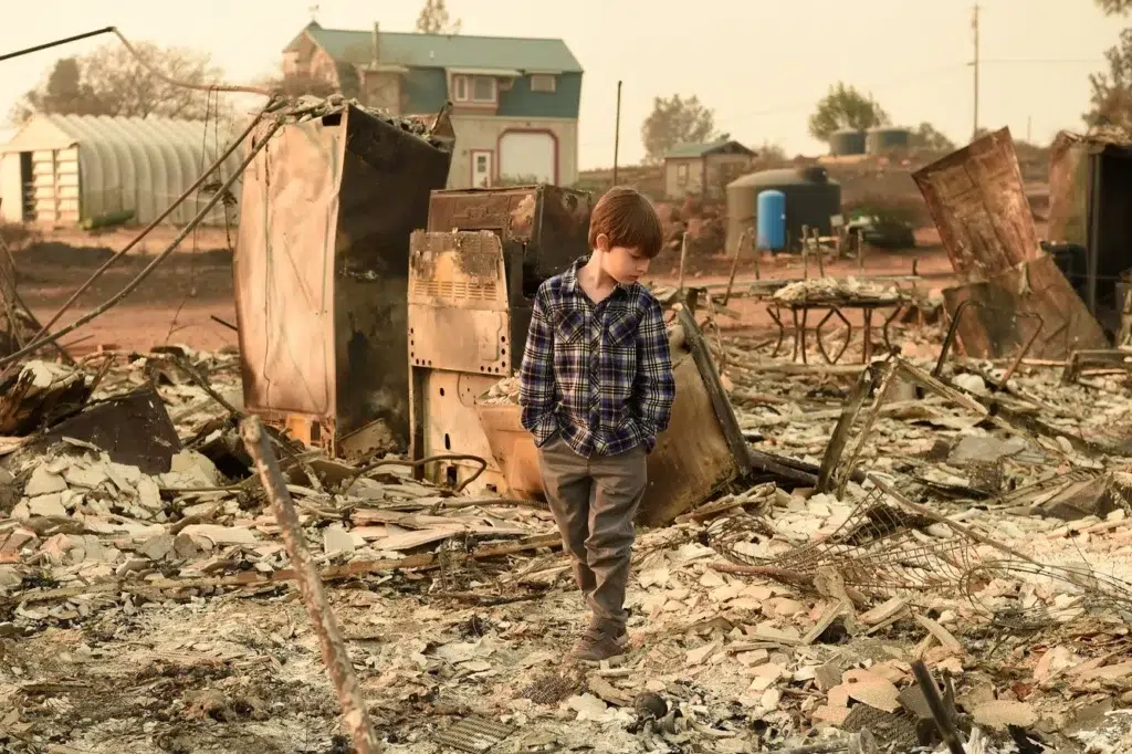 84 Dead in California Wildfires, 870 Still Missing, photo by Josh Edelson/AFP