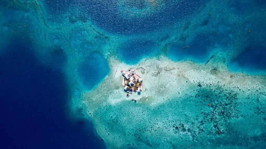 Caribbean Sea, Caspian Sea, Yellow Sea, documentary photography by Josh Edelson/AFP