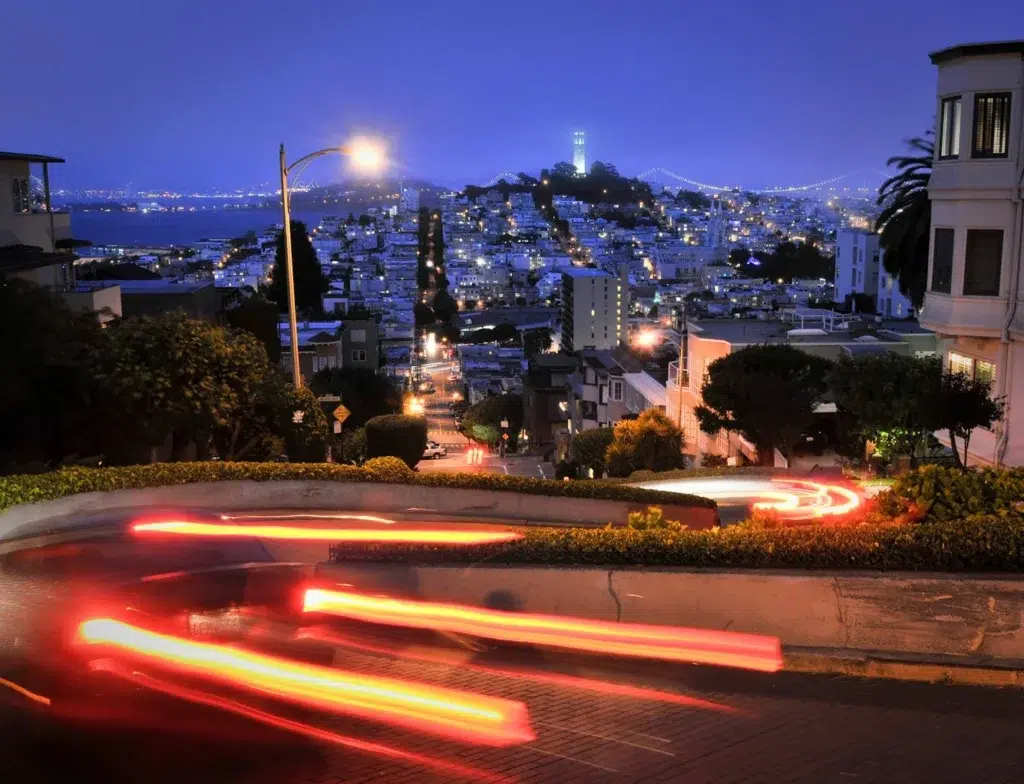 Street light, Landscape lighting, Security lighting, documentary photography by Josh Edelson/AFP