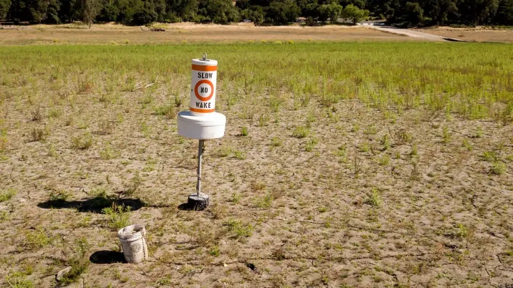 California drought documentary photography by Josh Edelson for AFP and Getty Images