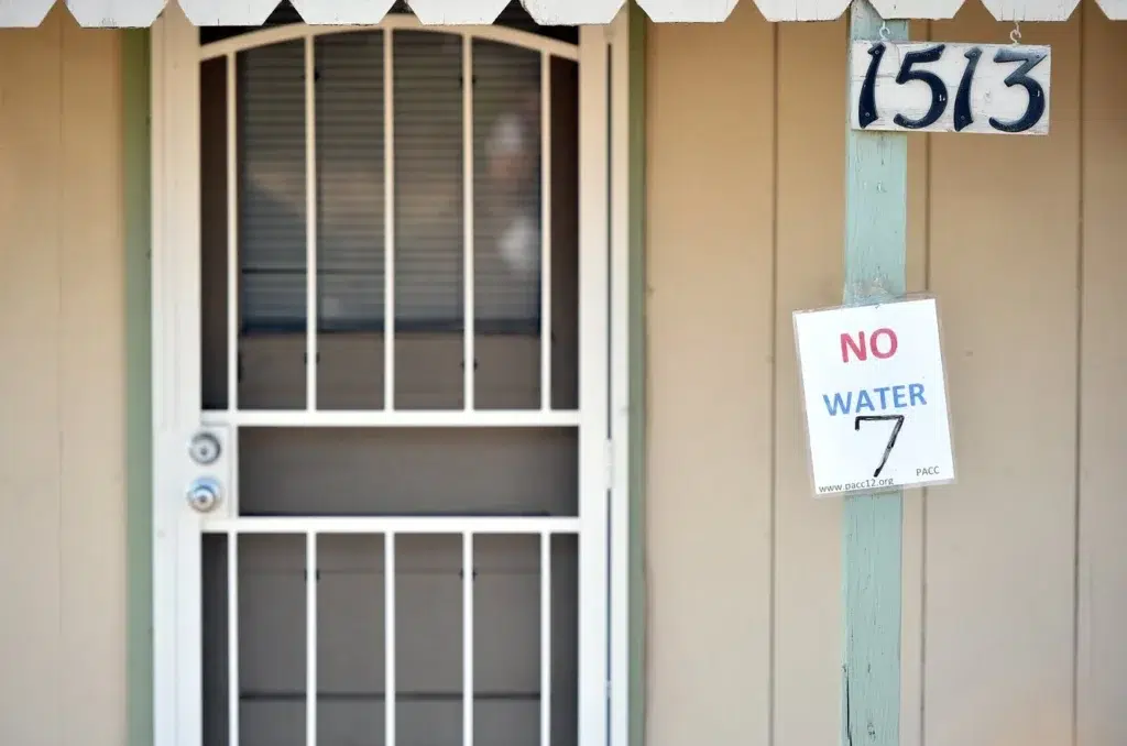 California drought documentary photography by Josh Edelson for AFP and Getty Images