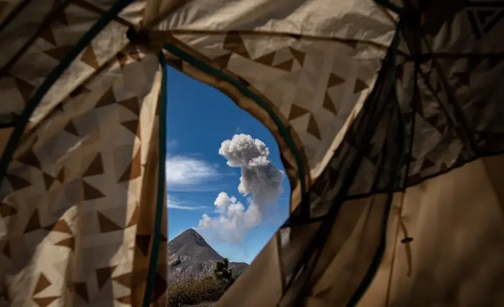Volcanic eruption documentary photography by Josh Edelson for AFP