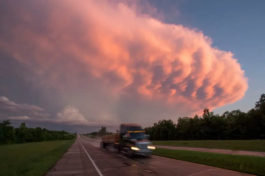 Twister chasing in Tornado Alley, photo by Josh Edelson/AFP