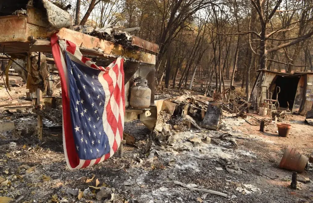 Flag of the United States, United States, American Revolution, documentary photography by Josh Edelson/AFP