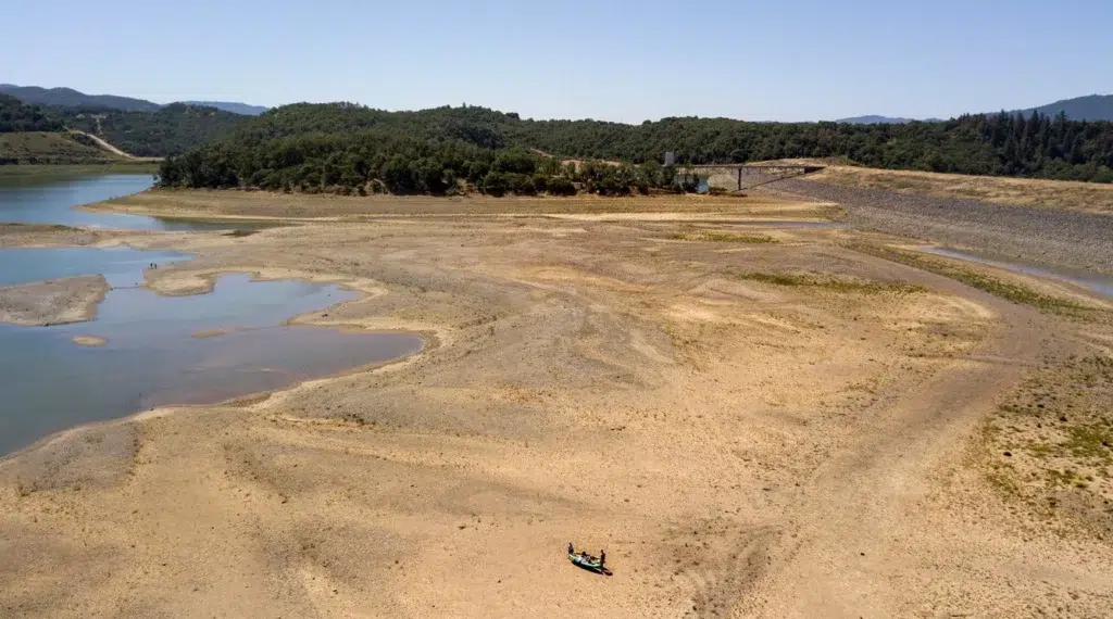 California drought documentary photography by Josh Edelson for AFP and Getty Images