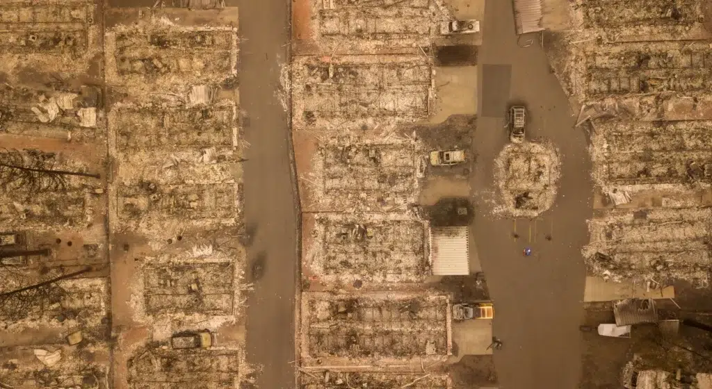 California wildfires: The day Paradise burned down, photo by Josh Edelson/AFP