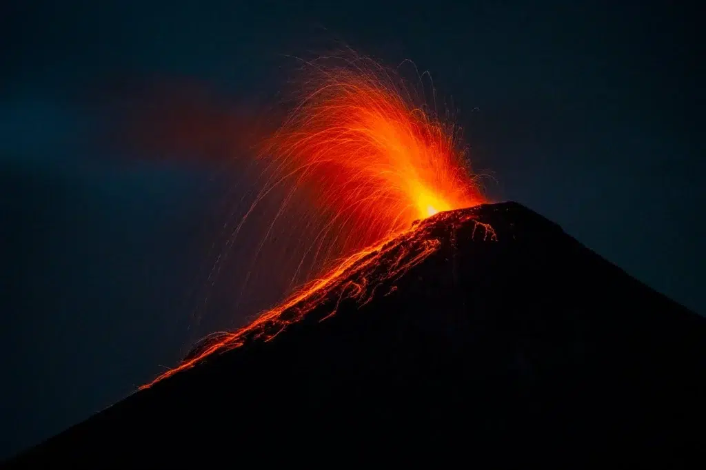 Shield volcano, Extinct volcano, Stratovolcano, documentary photography by Josh Edelson/AFP