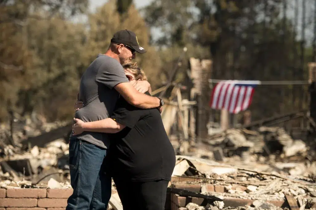 California wildfire documentary photography by Josh Edelson, AFP photojournalist