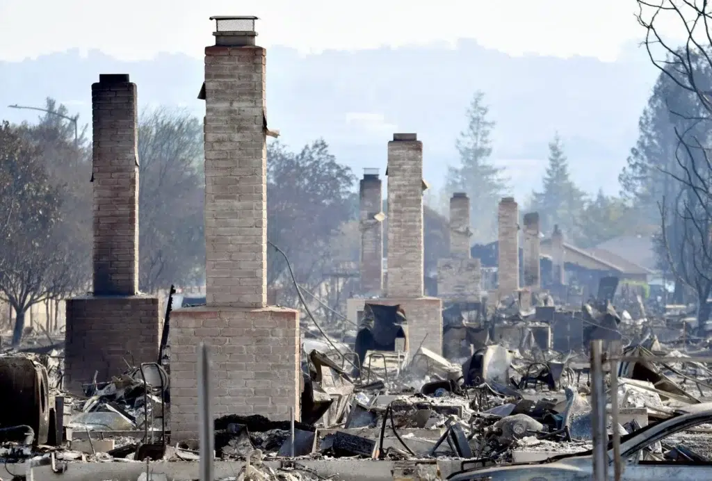 Heaven turned hell, photo by Josh Edelson/AFP