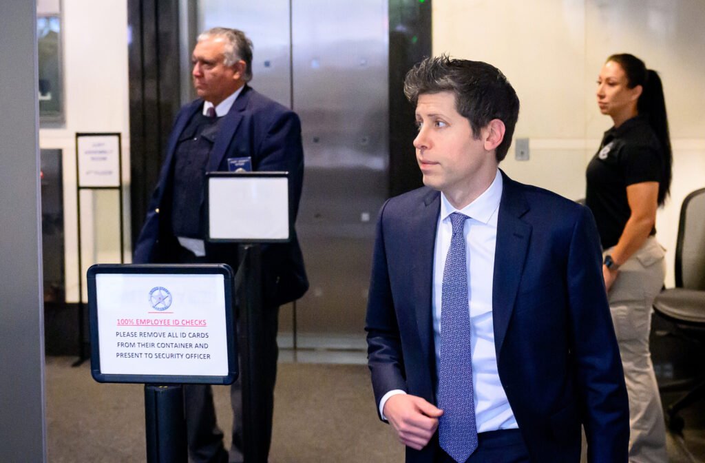 OpenAI CEO Sam Altman arrives at the Oakland federal courthouse for the Elon Musk vs. OpenAI trial proceedings — photo by Josh Edelson/AFP