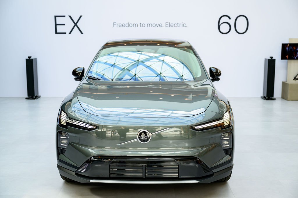 Volvo EX60 activation at a Santa Clara mall, brand activation and automotive photography by Josh Edelson for Nth Degree